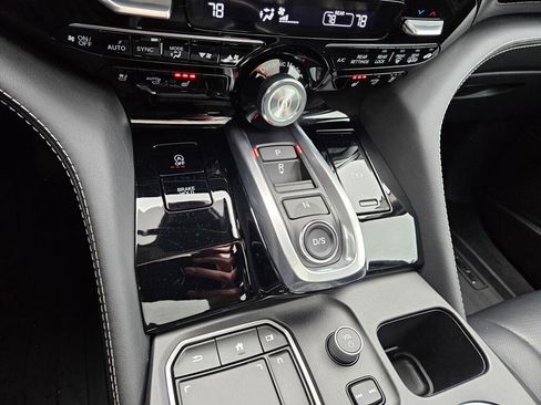 Certified 2023 Acura MDX SH-AWD w/ Advance Package image 34