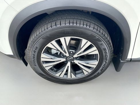 Used 2023 Nissan Rogue SV image 25