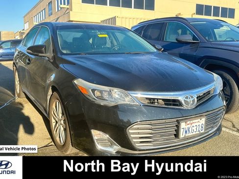 Used 2015 Toyota Avalon image 1