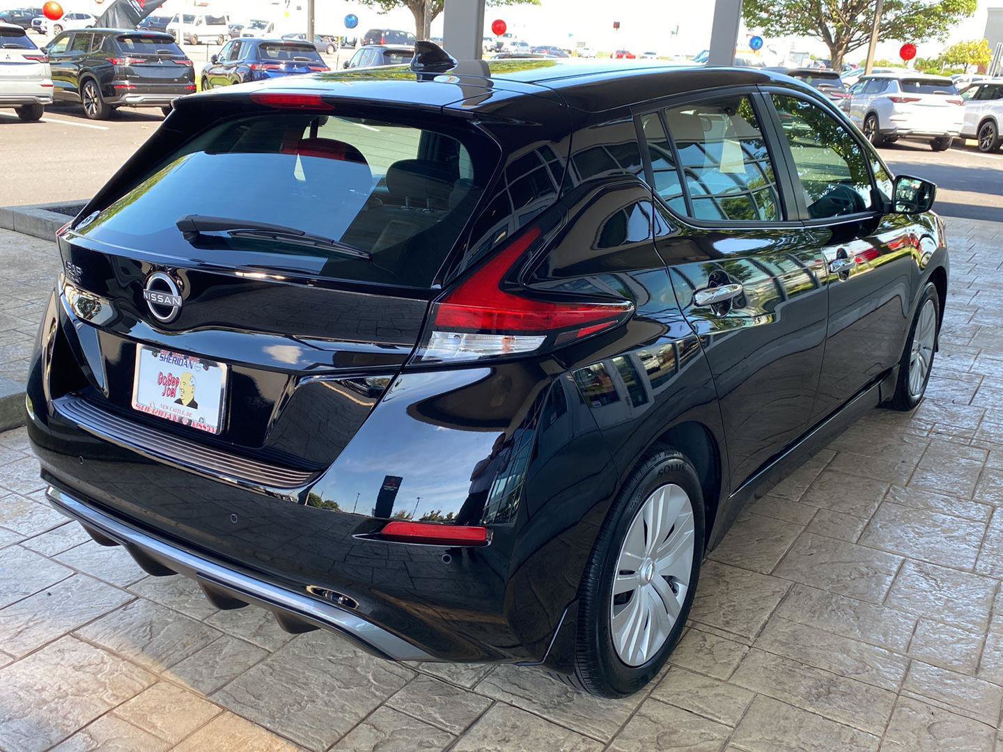 Certified 2023 Nissan Leaf S FWD image 8