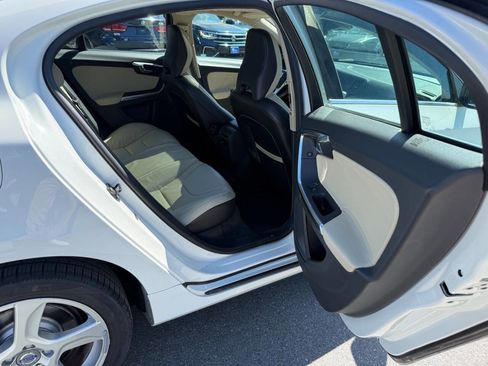 Used 2013 Volvo S60 T5 AWD/4WD image 11