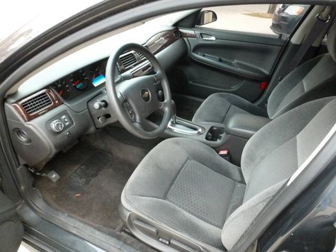 Used 2014 Chevrolet Impala Limited LS image 9