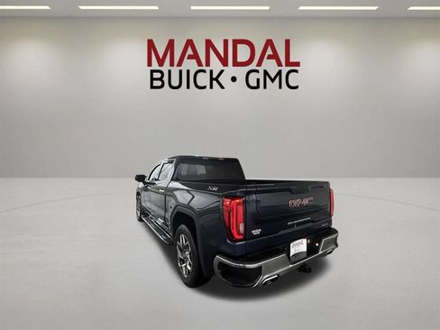 Used 2023 GMC Sierra 1500 SLT w/ SLT Premium Package AWD/4WD image 9