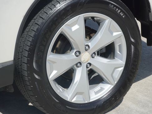 Used 2014 Subaru Forester 2.5i Premium w/ Popular Package #2 image 13