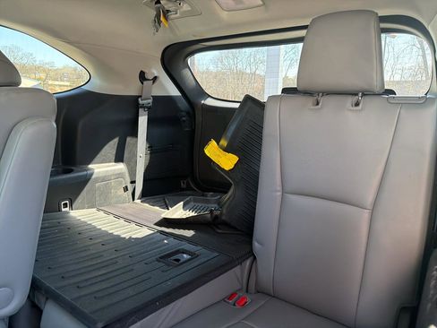 Used 2022 Toyota Highlander XLE image 20