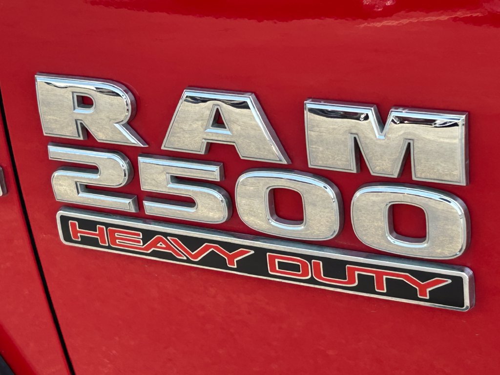 Used 2018 RAM 2500 Tradesman w/ Chrome Appearance Group AWD/4WD image 17