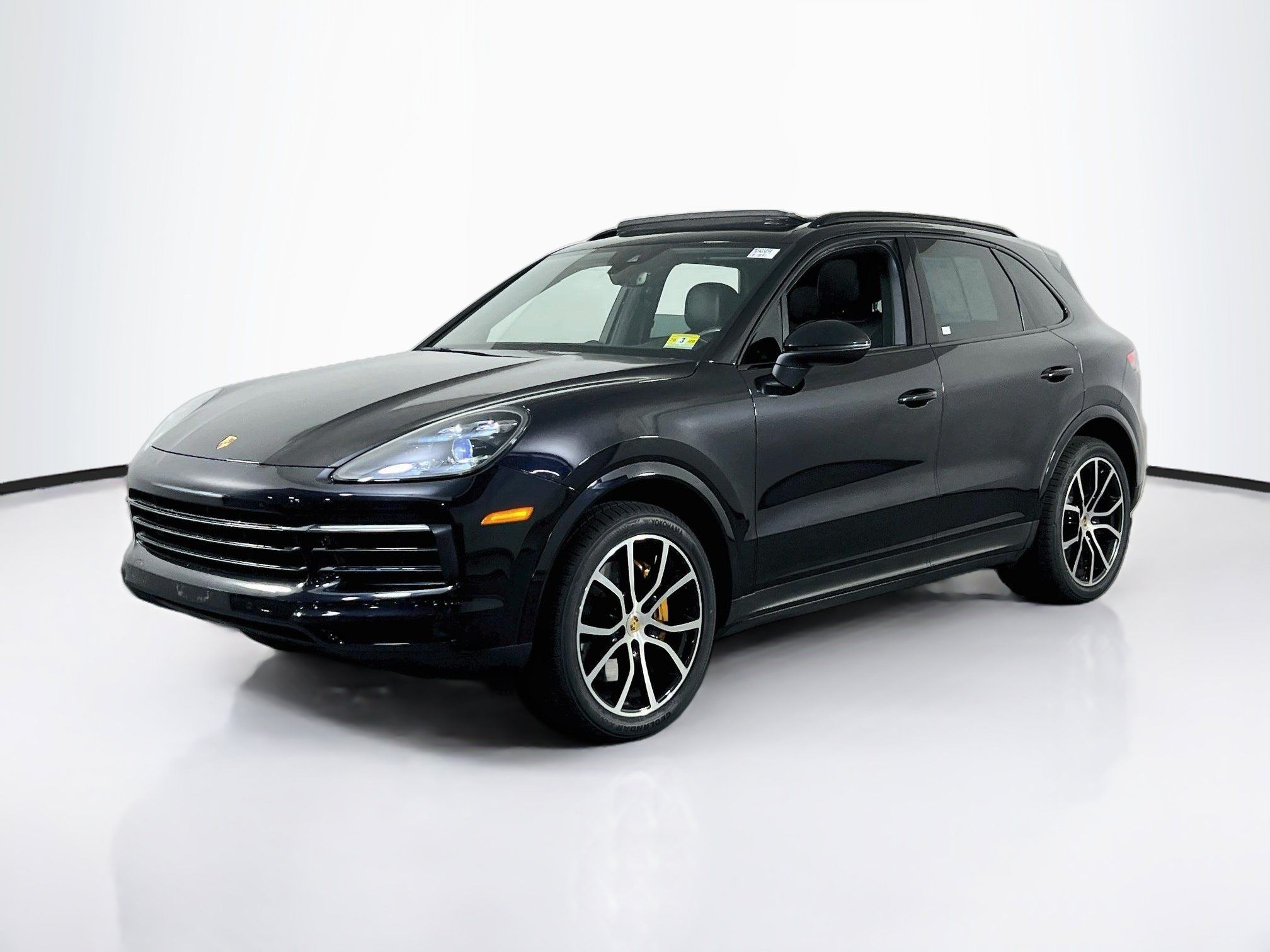 Used 2021 Porsche Cayenne AWD/4WD image 1