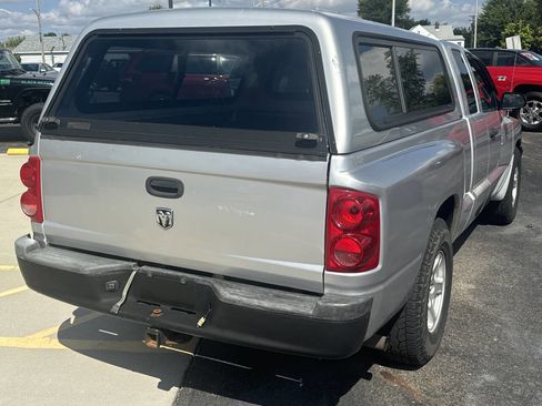 Used 2005 Dodge Dakota SLT image 10