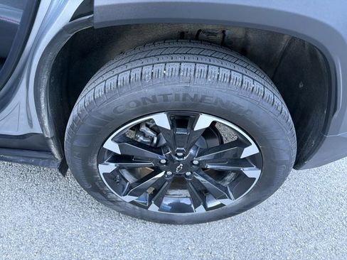 Used 2026 Chevrolet Equinox RS w/ LPO, Floor Liner Package image 13