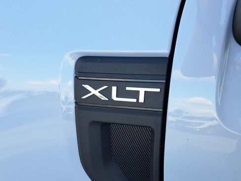 New 2025 Ford Maverick XLT image 11