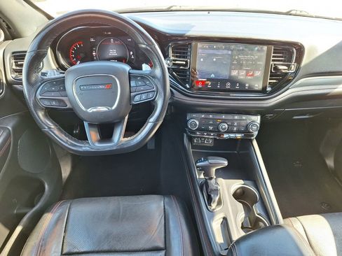 Used 2023 Dodge Durango GT image 9