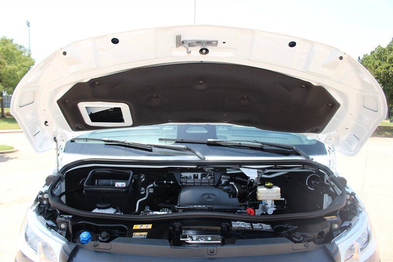 Used 2026 Mercedes-Benz Sprinter 2500 image 42