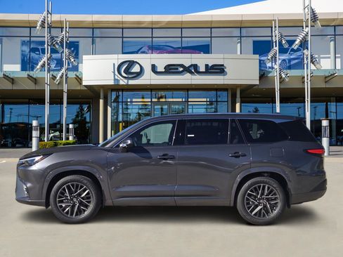 New 2026 Lexus TX 350 AWD image 3