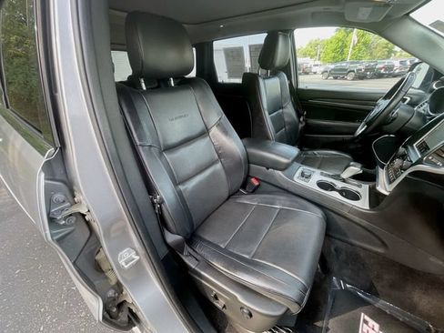 Used 2018 Jeep Grand Cherokee Summit AWD/4WD image 22