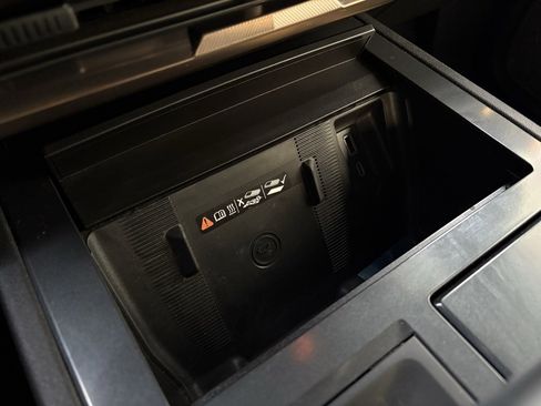 Used 2025 GMC Hummer EV 2X image 19