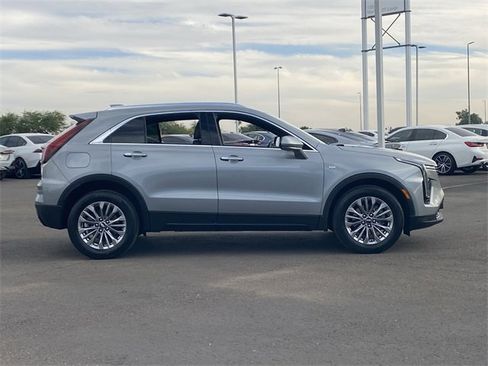 Used 2024 Cadillac XT4 Premium Luxury image 27