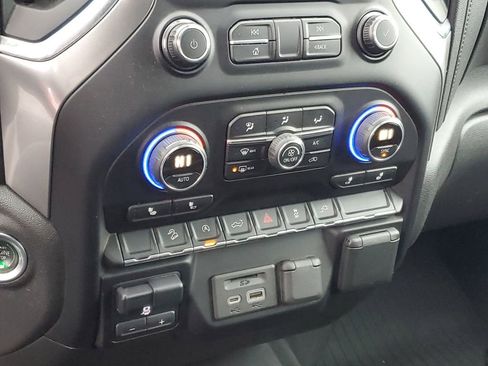 Used 2020 Chevrolet Silverado 1500 LT w/ All-Star Edition image 20