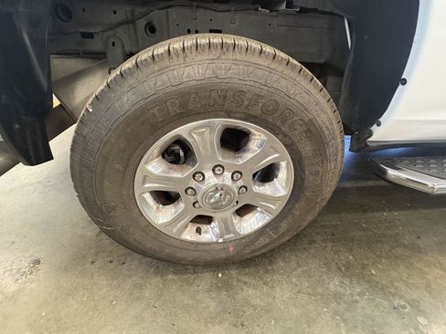 Used 2026 RAM 2500 Big Horn AWD/4WD image 12