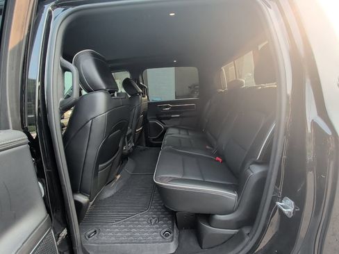 Used 2025 RAM 1500 Laramie w/ Sport Appearance Package AWD/4WD image 13
