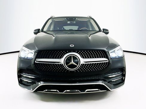 Certified 2023 Mercedes-Benz GLE 580 4MATIC image 2
