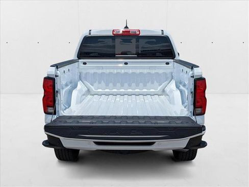 New 2024 Chevrolet Colorado LT w/ LT Convenience Package III image 6