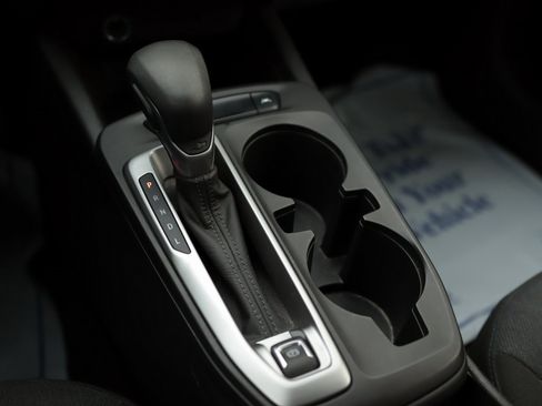 Used 2024 Chevrolet Trax LS w/ LS Convenience Package image 17