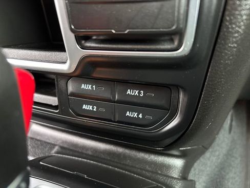 Used 2024 Jeep Wrangler Sport image 23