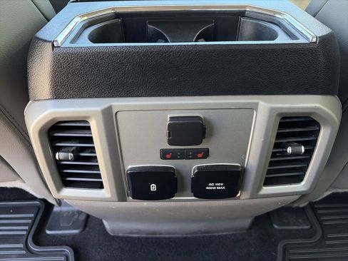 Used 2019 Ford F150 Lariat w/ Equipment Group 502A Luxury AWD/4WD image 36