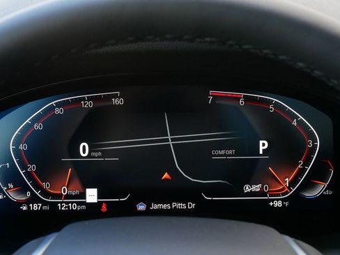 Certified 2024 BMW X3 sDrive30i w/ Premium Package image 9