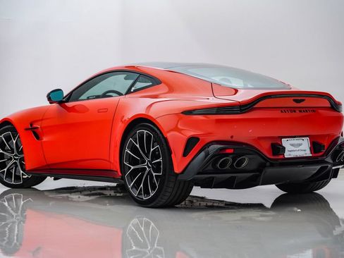 Used 2026 Aston Martin V8 Vantage Coupe RWD image 8