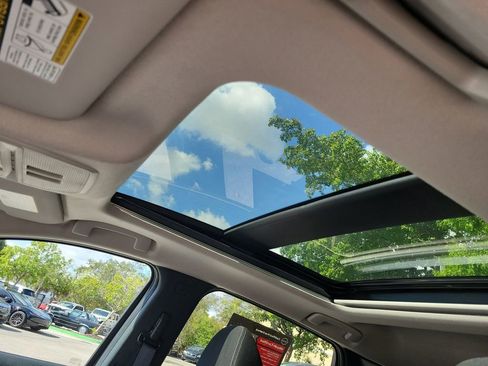 Certified 2025 Nissan Kicks SV w/ SV Premium Package image 29