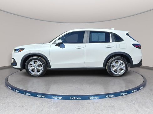 Certified 2025 Honda HR-V LX image 3