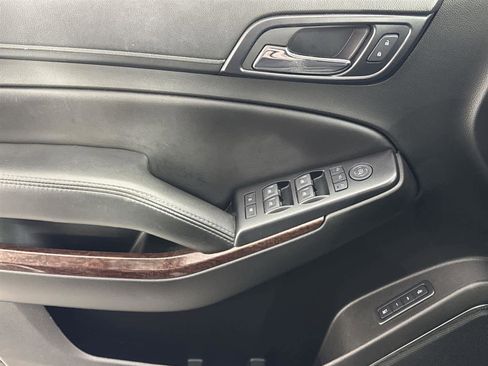 Used 2018 GMC Yukon XL SLT image 21