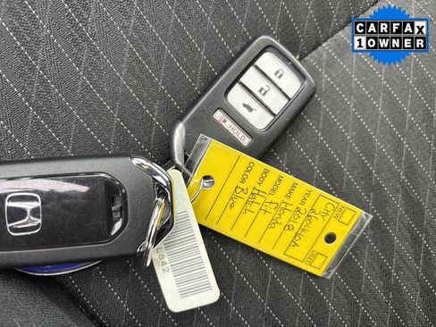 Used 2018 Honda Fit EX image 29