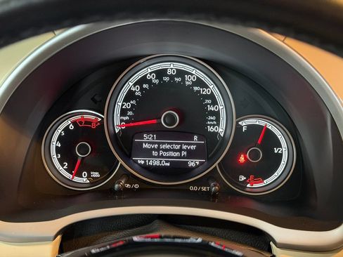 Used 2019 Volkswagen Beetle 2.0T SE FWD image 16