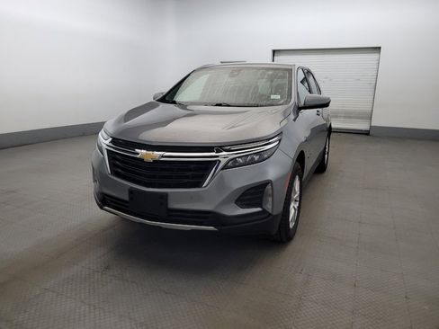 Used 2024 Chevrolet Equinox LT AWD/4WD image 15