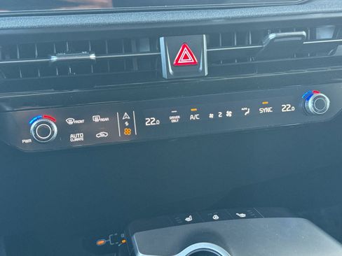 New 2025 Kia EV6 Light w/ Light LR Technology Package image 22