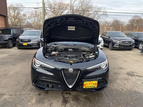 Used 2019 Alfa Romeo Stelvio Sport w/ Quick Order Package 22J Sport image 11