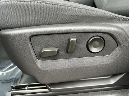 Used 2025 Chevrolet Silverado 1500 Custom Trail Boss image 14