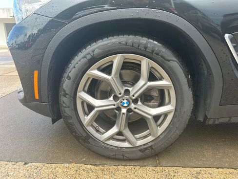 Used 2021 BMW X4 xDrive30i AWD/4WD image 23