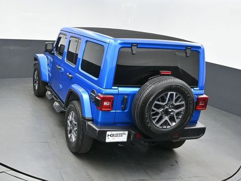 Used 2024 Jeep Wrangler Sahara w/ Technology Group image 36