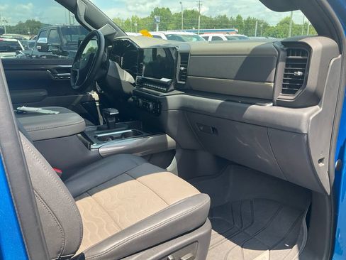 Used 2023 Chevrolet Silverado 1500 ZR2 AWD/4WD image 11
