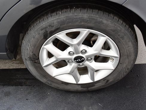 Used 2024 Kia Soul LX w/ Option Group 015 image 52