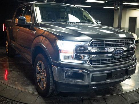 Used 2018 Ford F150 Lariat w/ Equipment Group 502A Luxury AWD/4WD image 5