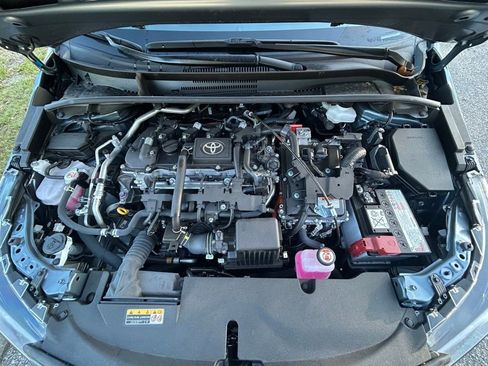 Used 2025 Toyota Corolla LE FWD image 11