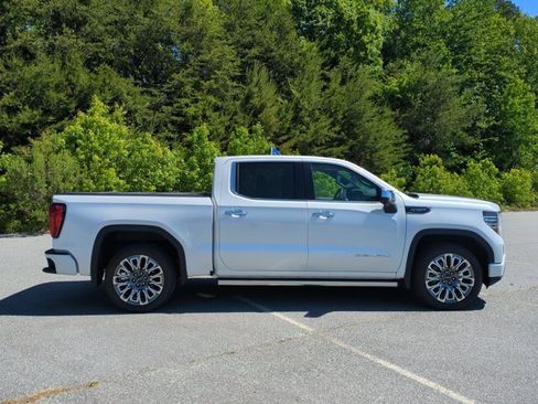 Used 2025 GMC Sierra 1500 Denali Ultimate AWD/4WD image 3