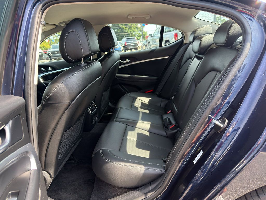 Used 2026 Genesis G70 2.5T RWD image 27