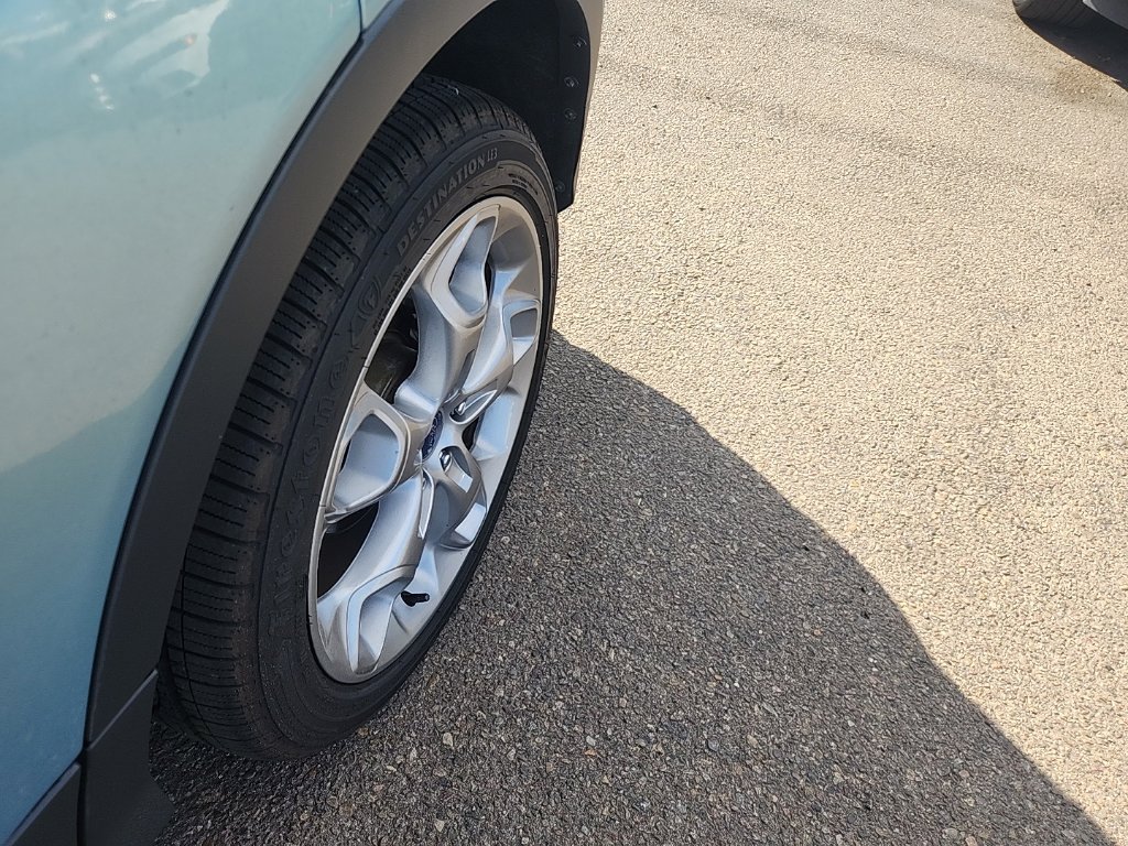 Used 2013 Ford Escape Titanium w/ Parking Technology Pkg FWD image 8