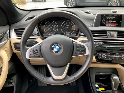 Used 2017 BMW X1 xDrive28i AWD/4WD image 5