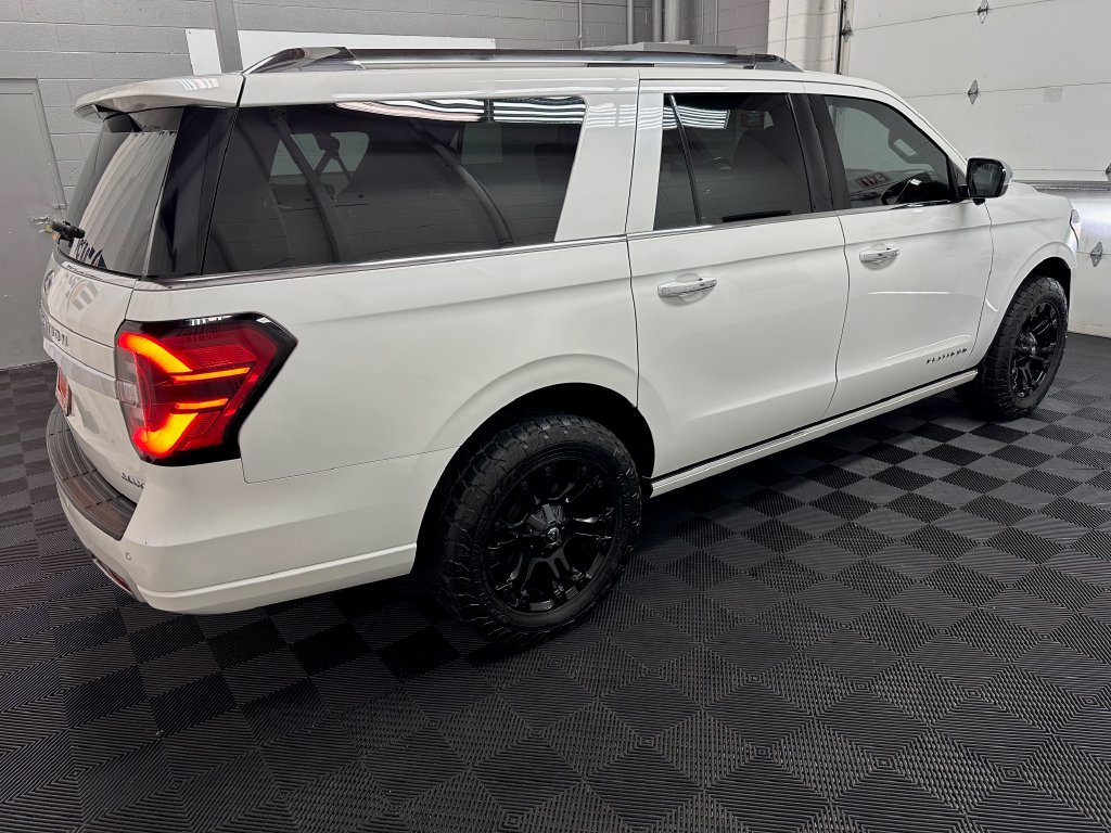 Used 2023 Ford Expedition Max Platinum AWD/4WD image 10